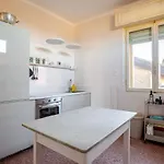 Tilda - Design In The Historic Center Διαμέρισμα *