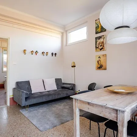 Tilda - Design In The Historic Center Διαμέρισμα