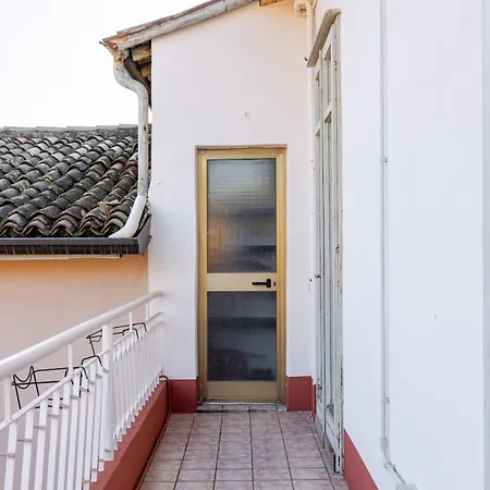 Tilda - Design In The Historic Center * Desenzano del Garda