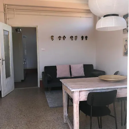 Tilda - Design In The Historic Center * Desenzano del Garda