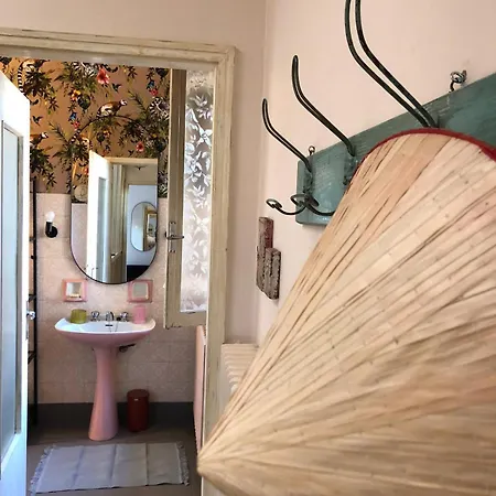 Apartment Tilda - Design In The Historic Center Desenzano del Garda